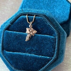 Antique 800 Silver German Lucky Gentian Flower- .3 grams